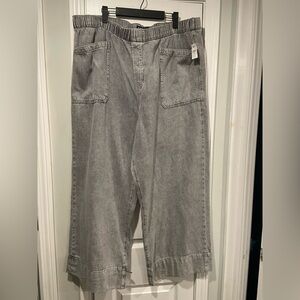 NWT Gap Size XXL High Rise Wide Leg Pull On Elastic  Gray Cotton Denim Jeans